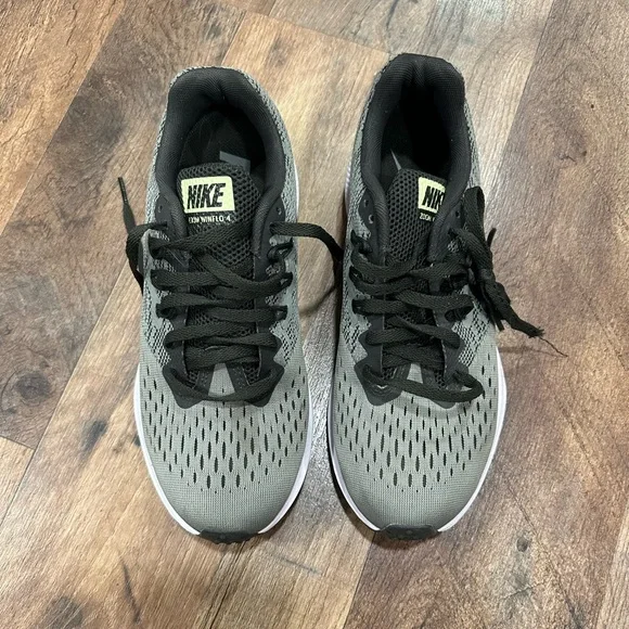 Nike Zoom Winflo 4 *need laces* - Picture 1 of 7